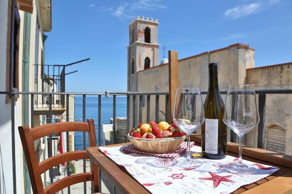 La Piazzetta Apartment Чефалу Екстериор снимка