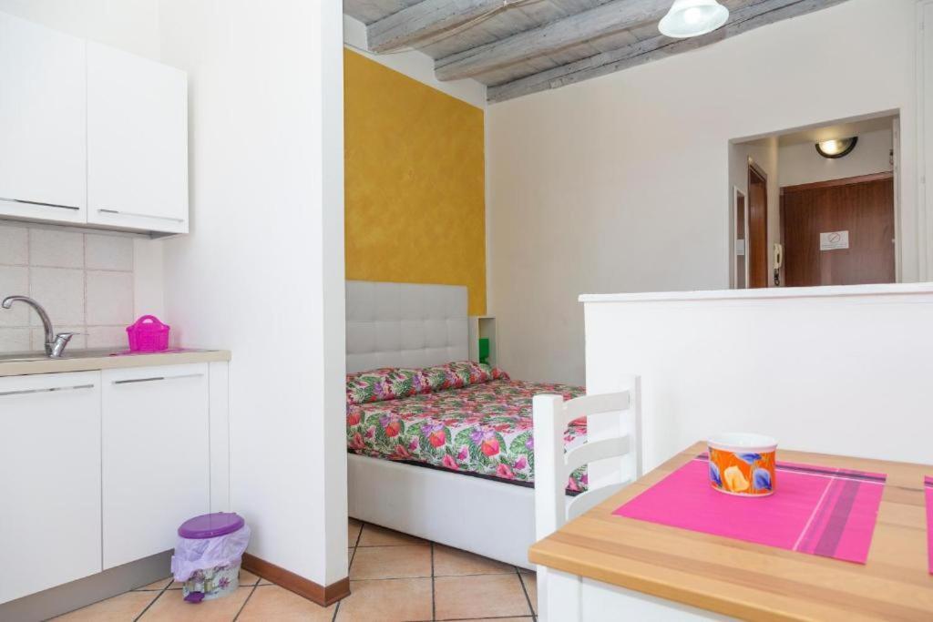 La Piazzetta Apartment Чефалу Екстериор снимка