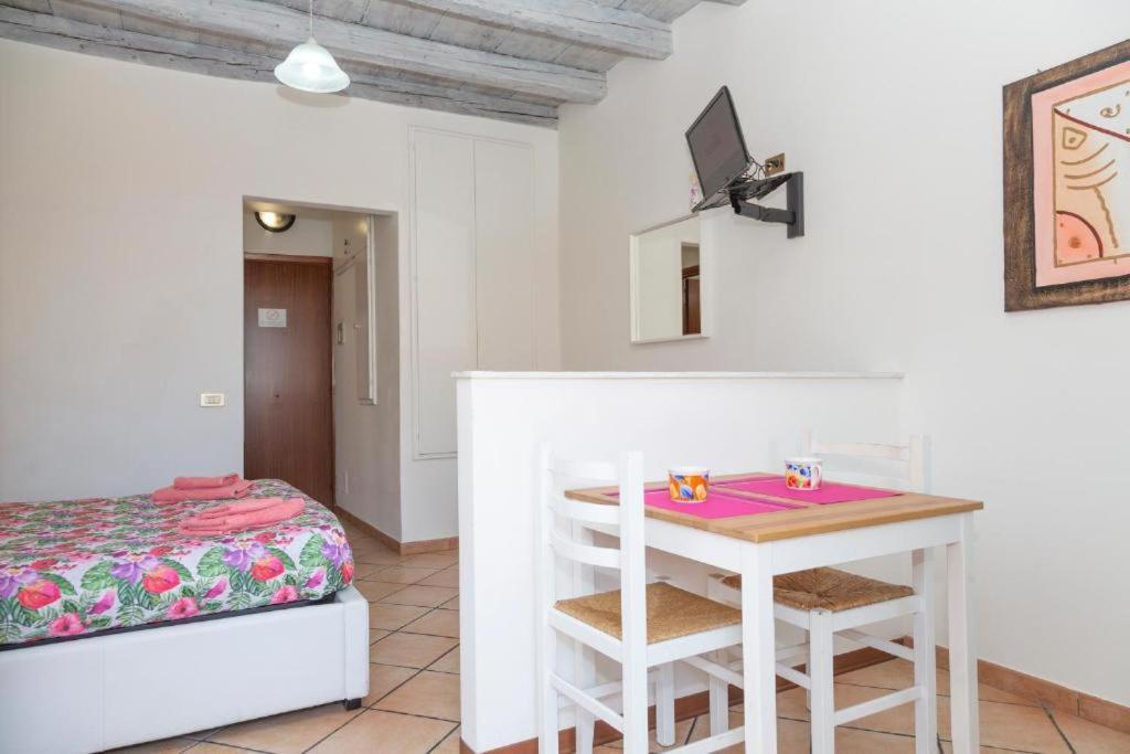 La Piazzetta Apartment Чефалу Екстериор снимка